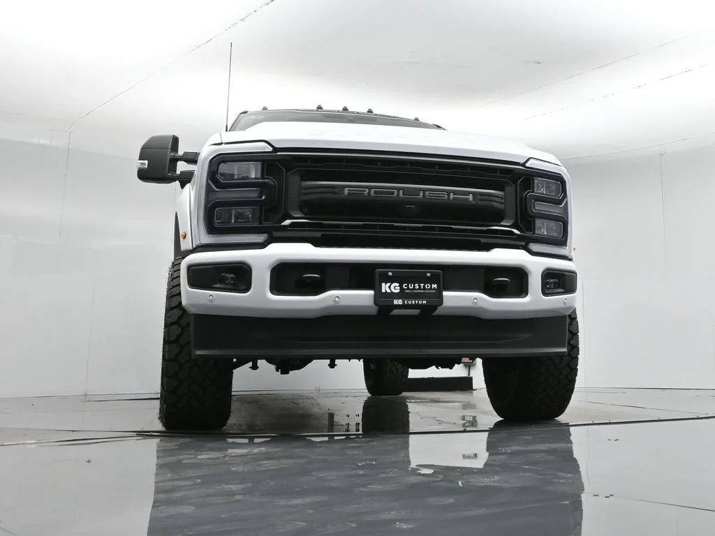New 2026 Oxford White Ford Lariat image 48