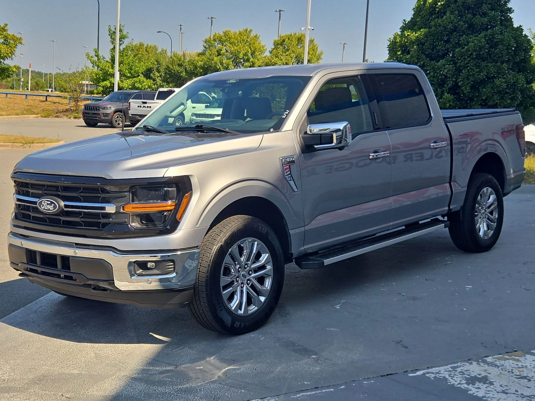 Used 2024 Iconic Silver Metallic Ford XLT image 3