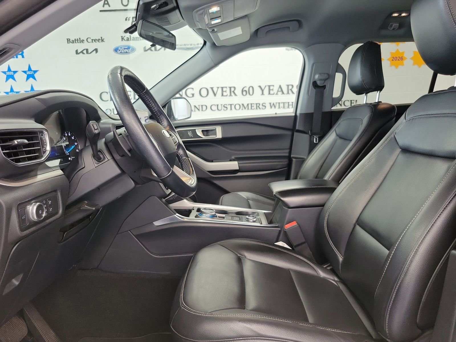 Used 2020 Silver Ford XLT image 8