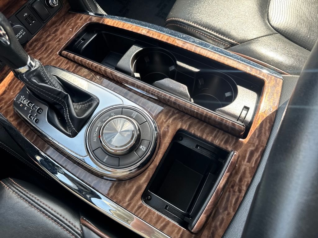 Used 2020 Gray Nissan Platinum image 32