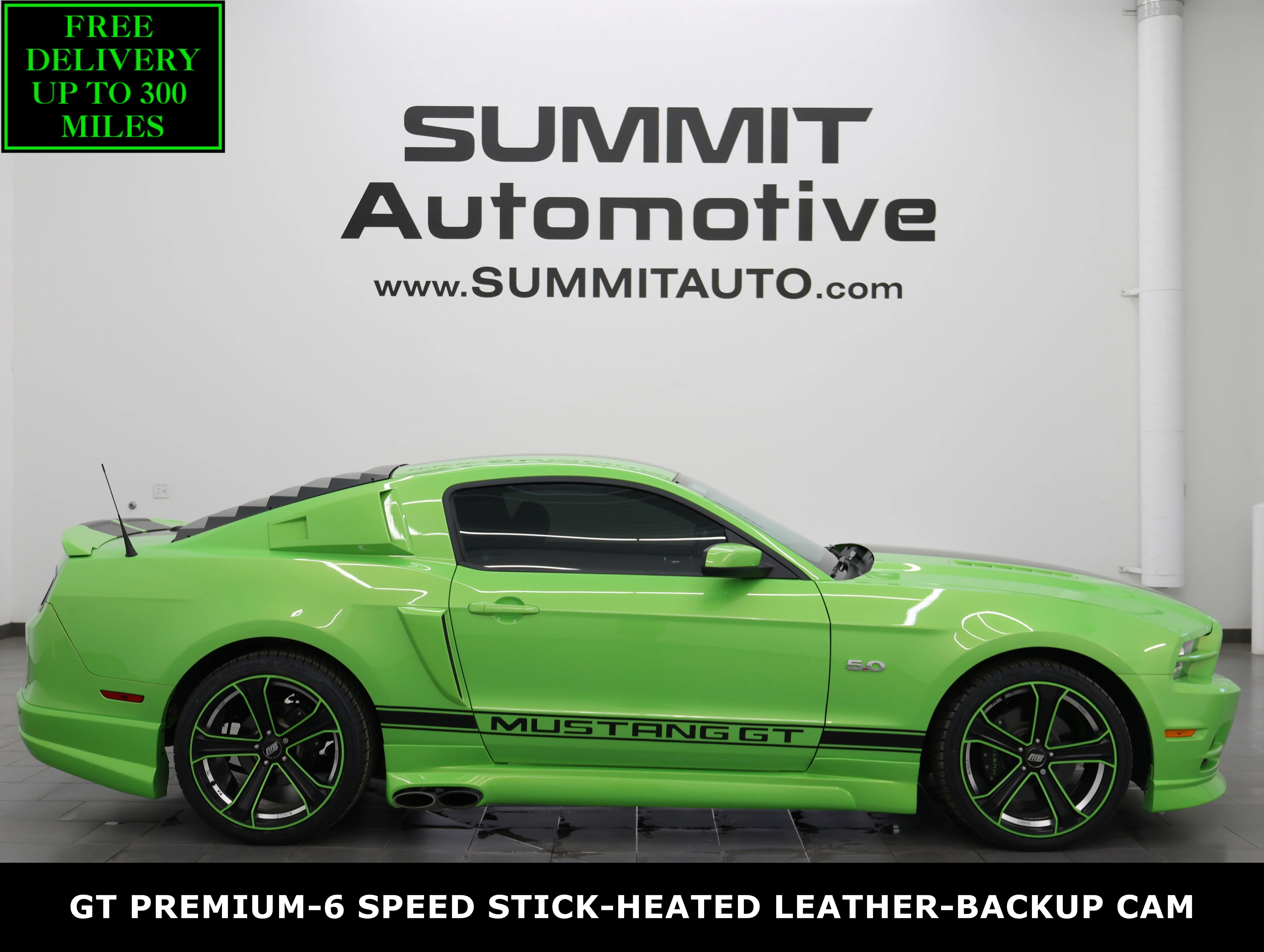 2013 Ford Mustang GT Premium's photo
