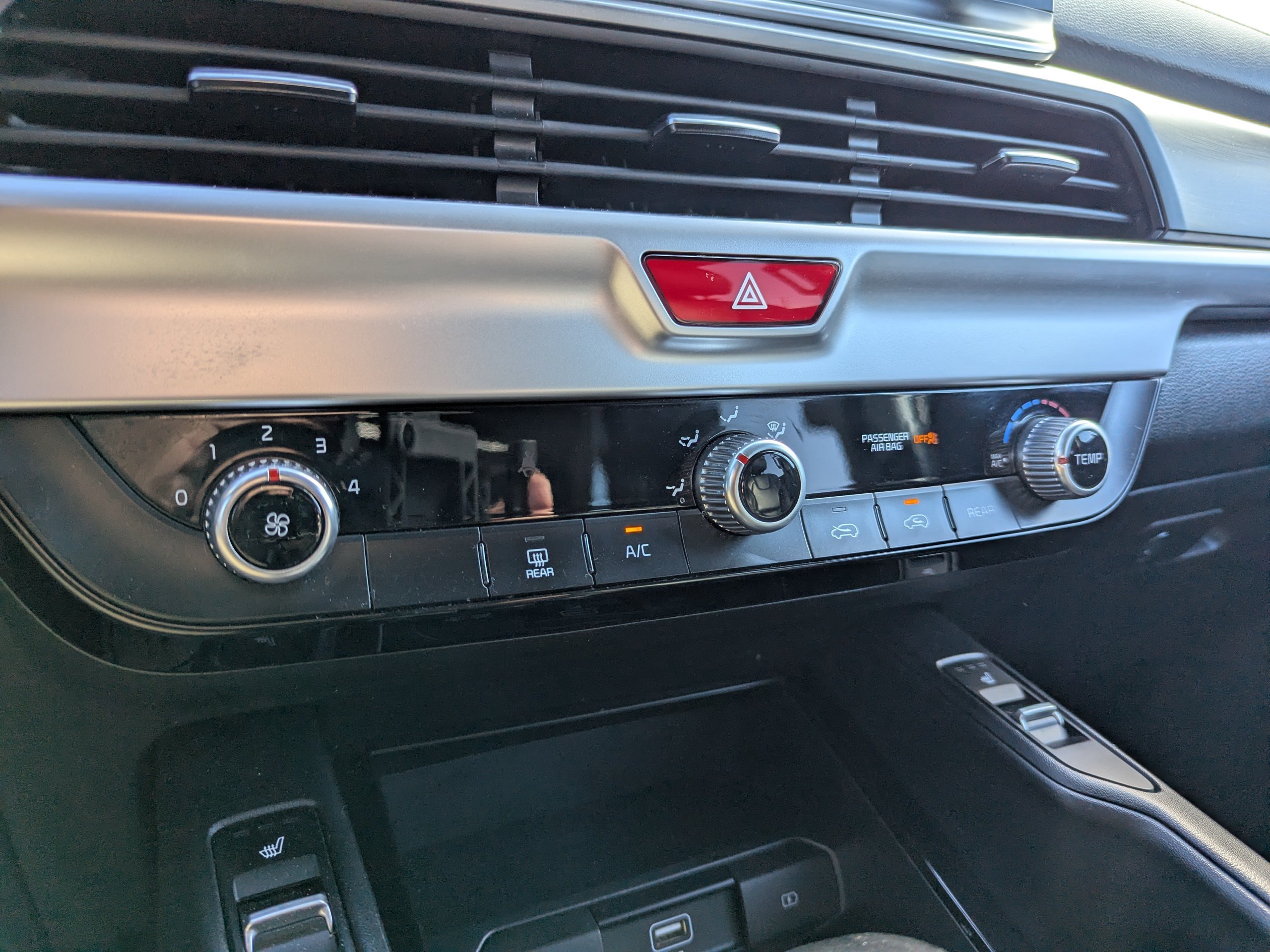 2020 Kia Telluride S - Photo 24