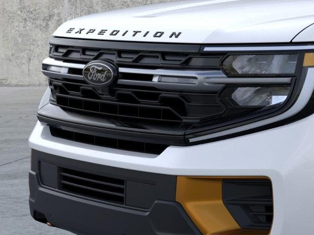 New 2025 Star White Metallic Tri-Coat Ford Tremor image 29