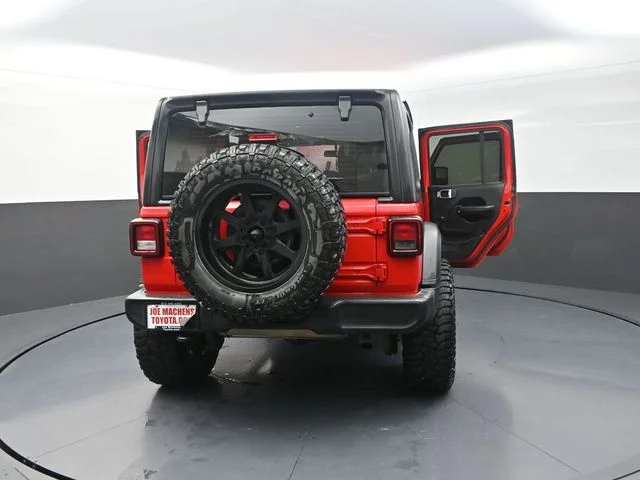 Used 2018 Red Jeep Unlimited Sport image 43