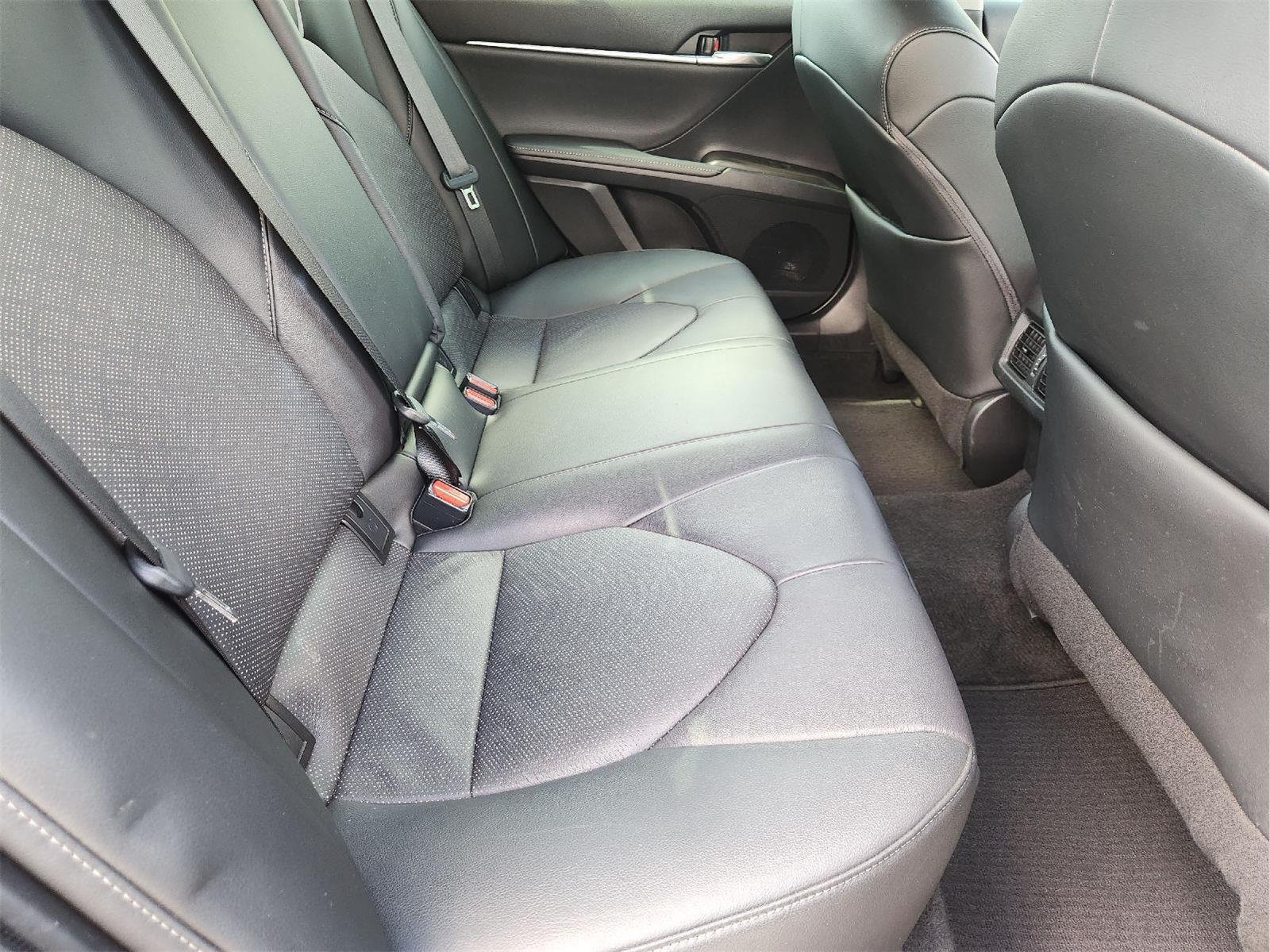 2022 Toyota Camry photo 31 of 33