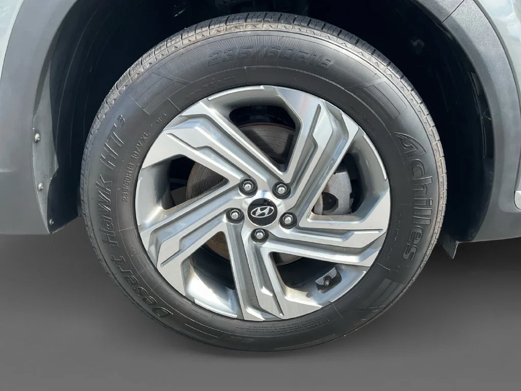Used 2022 Gray Hyundai SEL image 16