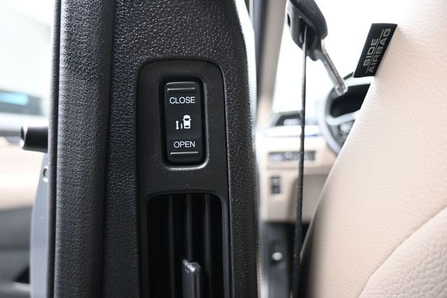 2019 Honda Odyssey Elite - Photo 16