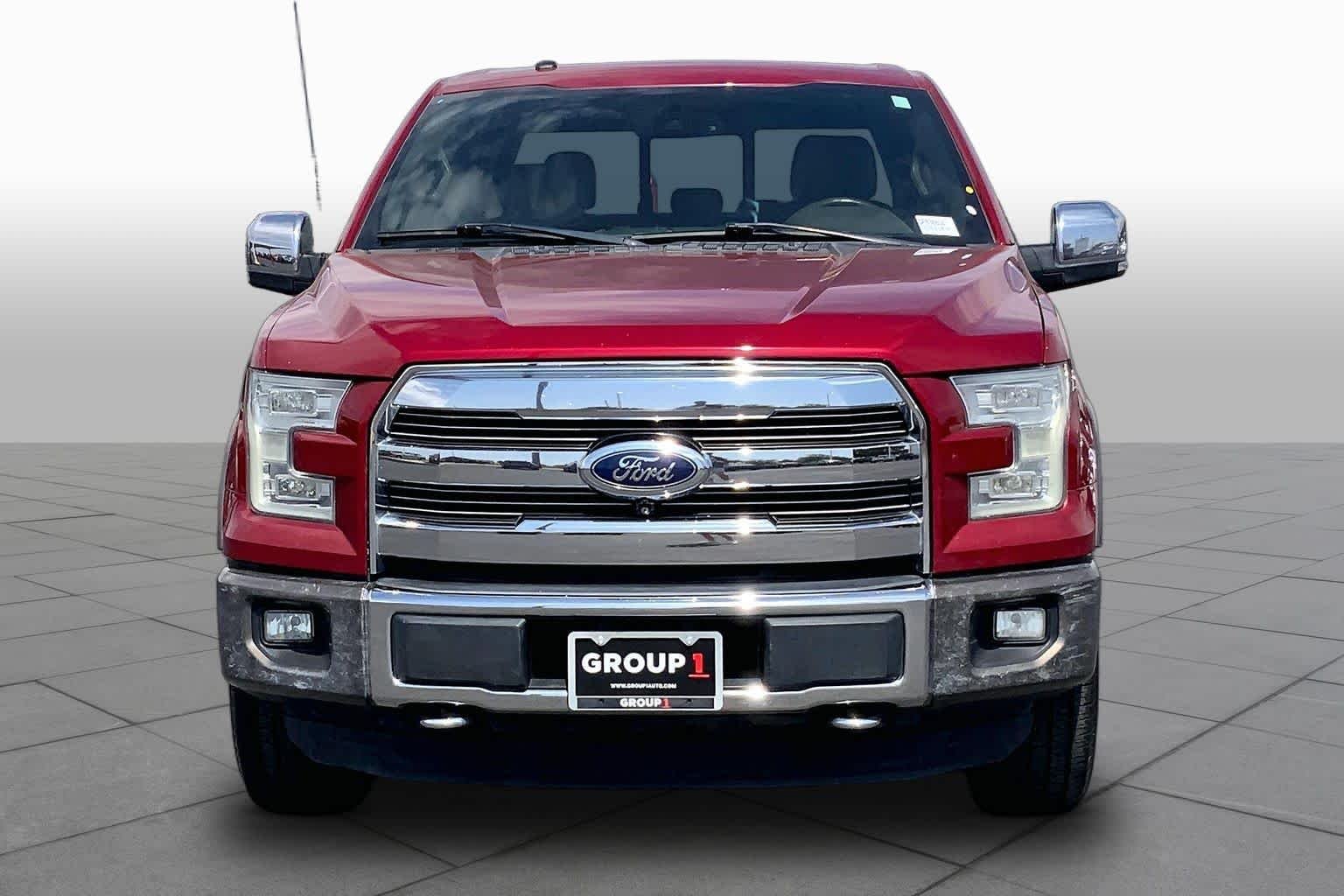 Used 2016 Ruby Red Metallic Clear Coat/Caribou Metallic Ford King Ranch image 4