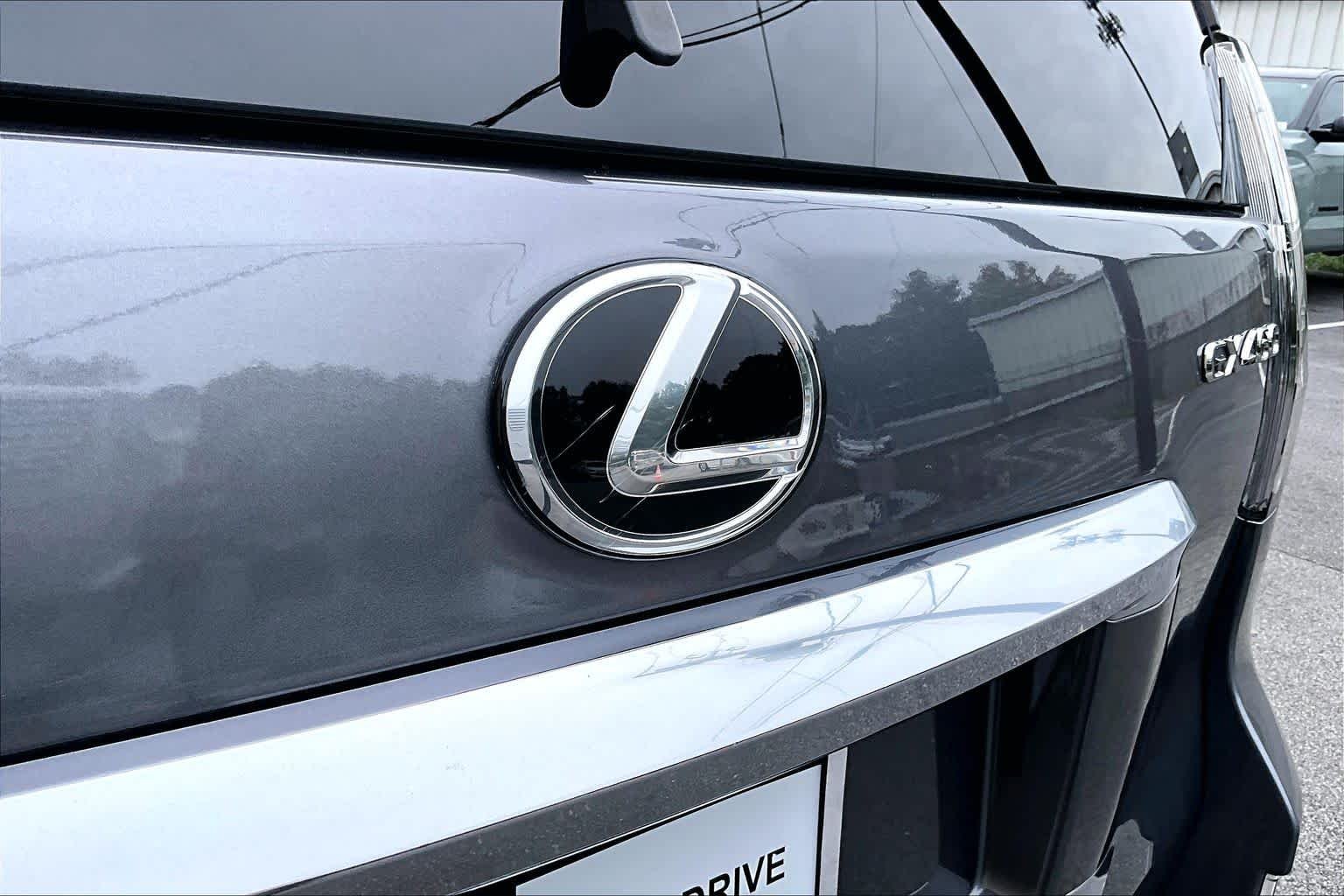 Used 2023 Nebula Gray Pearl Lexus Premium image 31