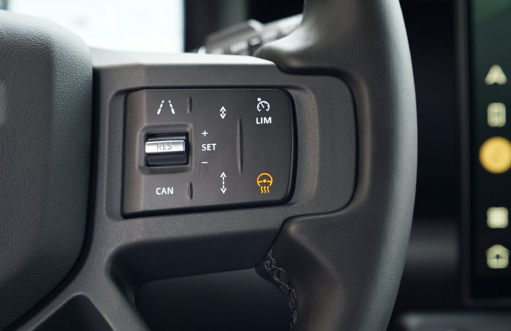 New 2026 Carpathian Grey Land Rover S image 16