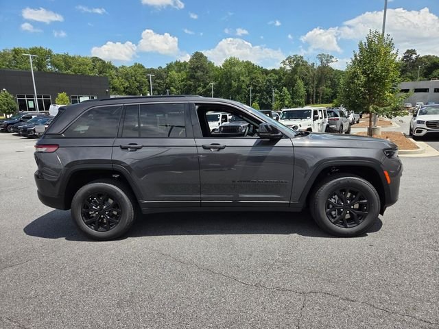 New 2026 Baltic Gray Metallic Clear-Coat Exterior Paint Jeep Altitude image 10
