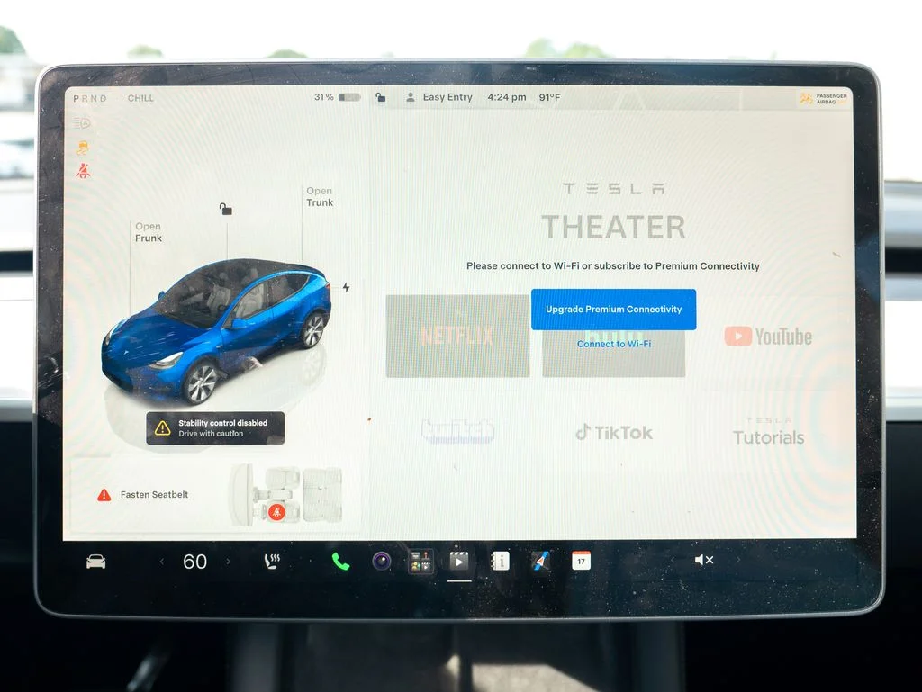 Used 2023 Blue Tesla Long Range image 34