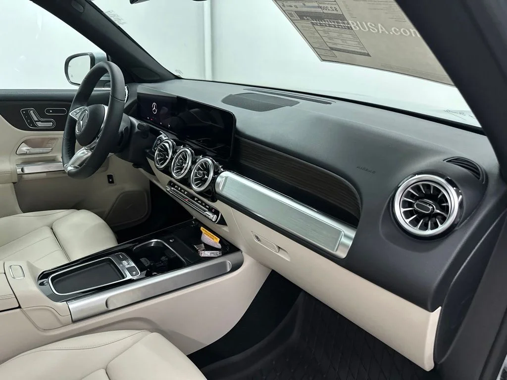 New 2026 Silver Mercedes-Benz GLB 250 image 25
