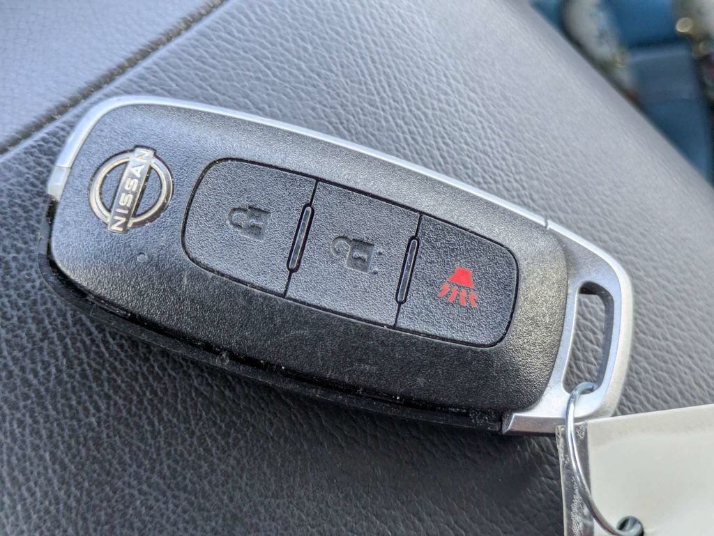 Used 2025 Gray Nissan S image 34