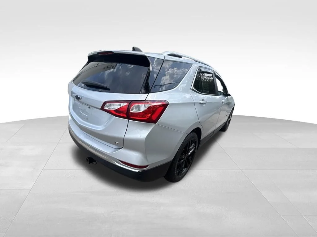 Used 2021 Silver Chevrolet LT image 10