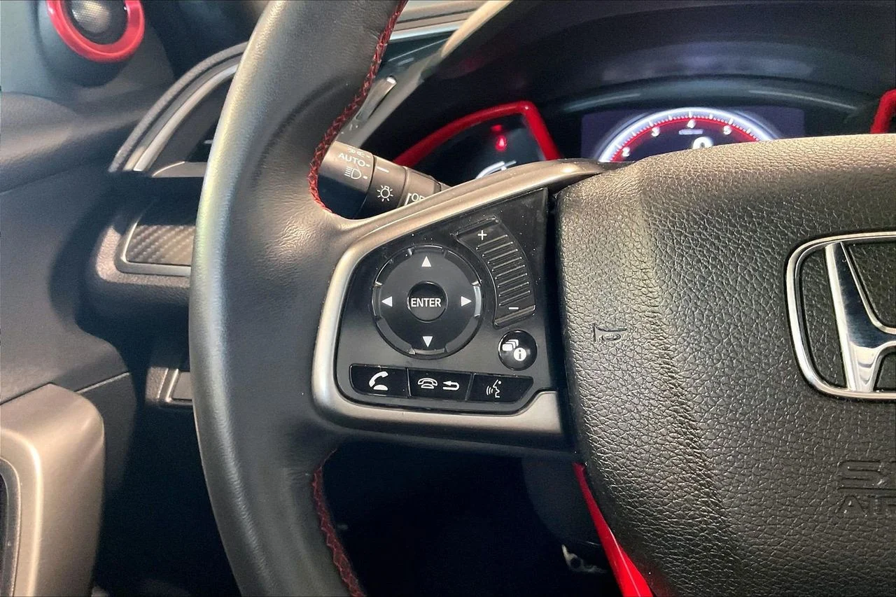 Used 2018 Red Honda Si image 26