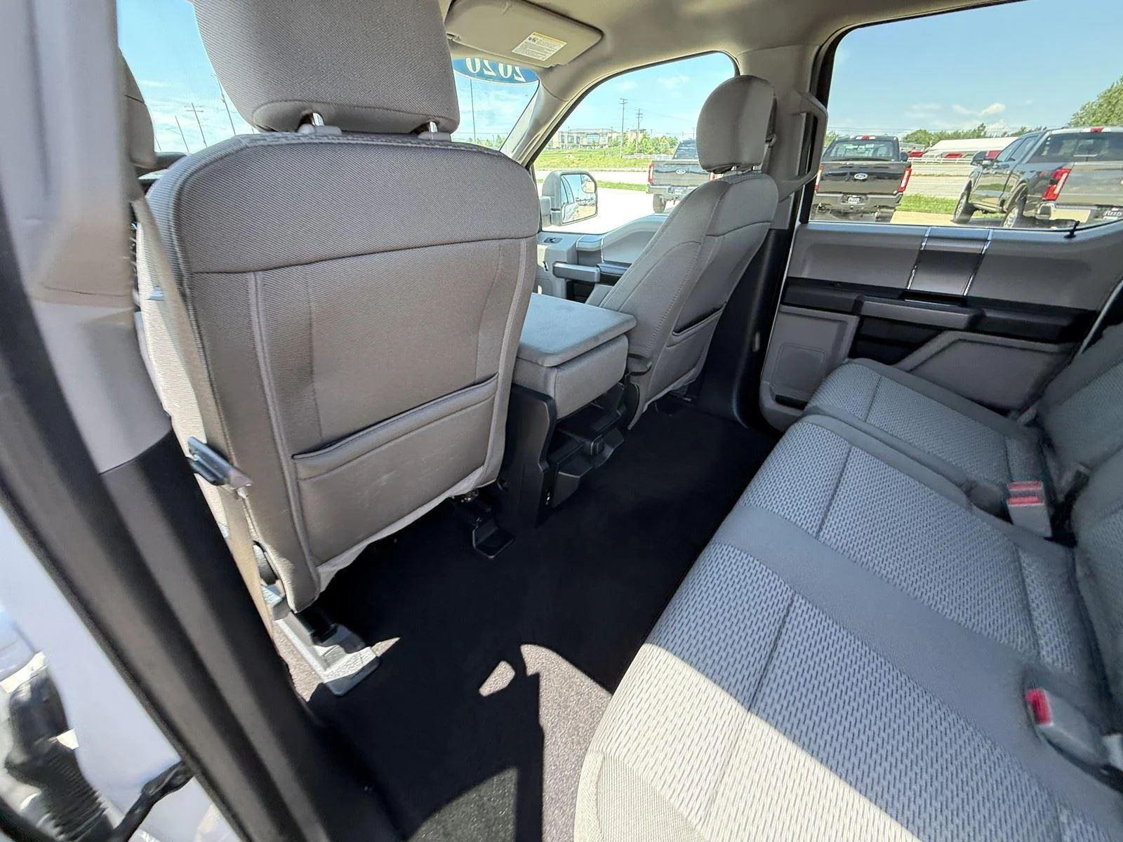 Used 2020 Oxford White Ford XLT image 21