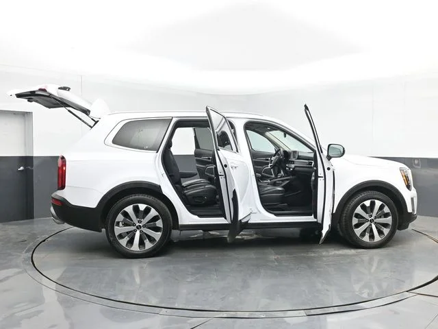 2022 Kia Telluride S - Photo 53