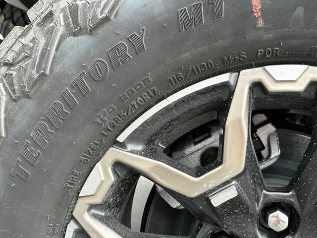 2026 Chevrolet Colorado ZR2 - Photo 12