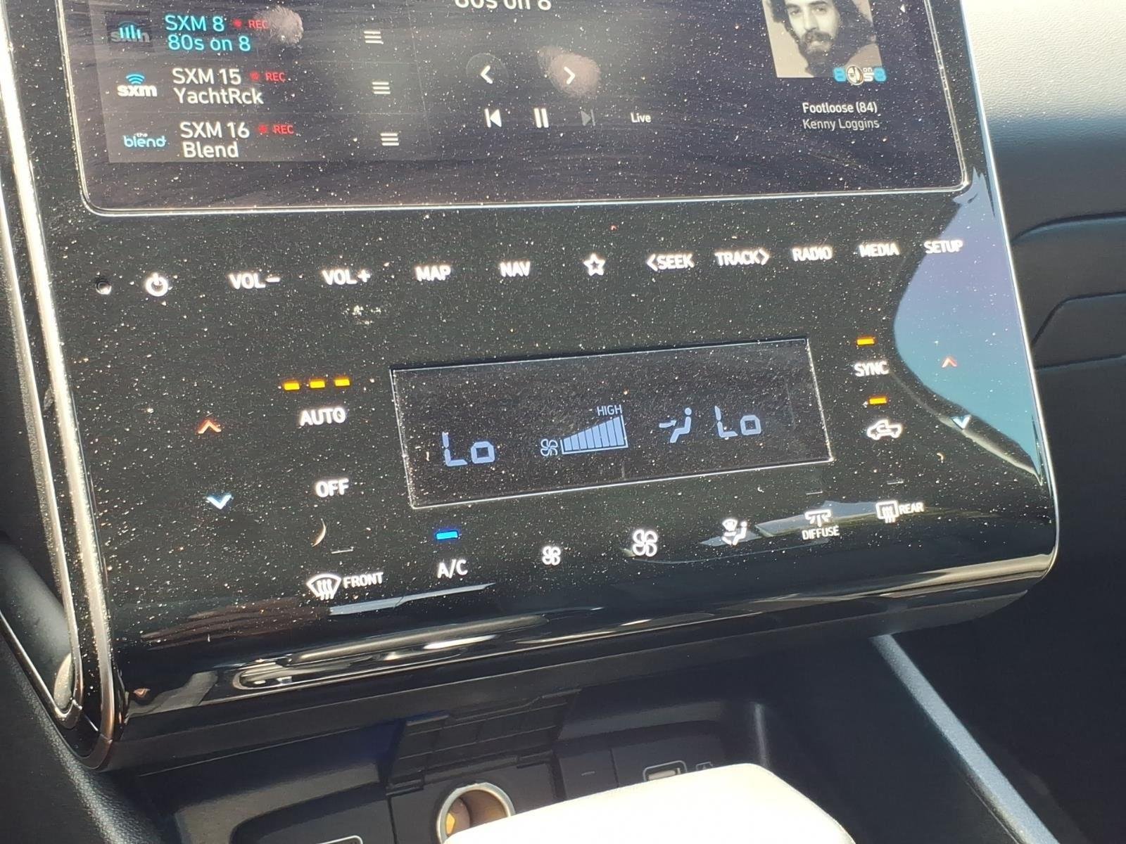 Used 2022 Ice White Hyundai Limited image 25