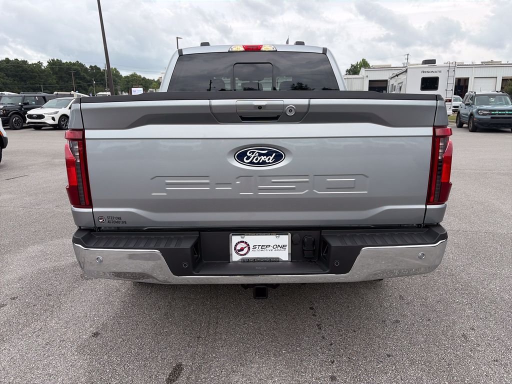 New 2026 Iconic Silver Metallic Ford XLT image 33