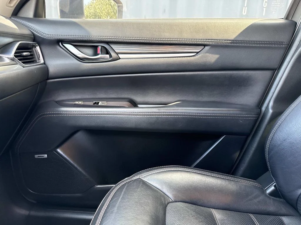 Used 2021 Silver Mazda Grand Touring image 29