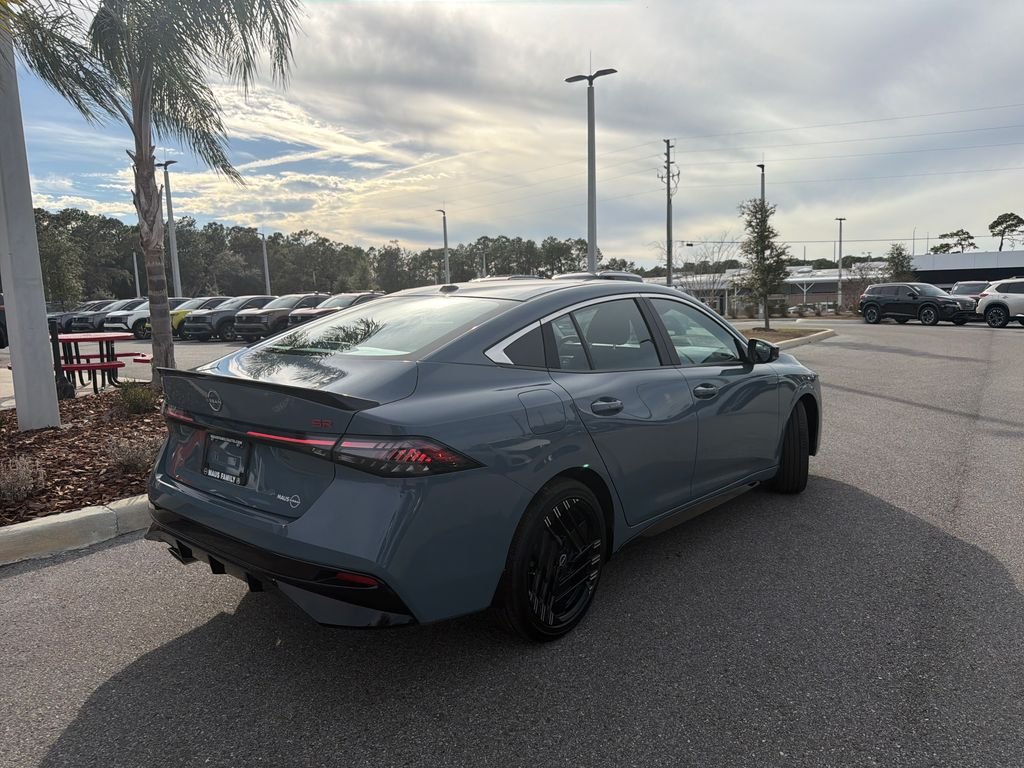 New 2026 Nissan Sentra SR 4D Sedan