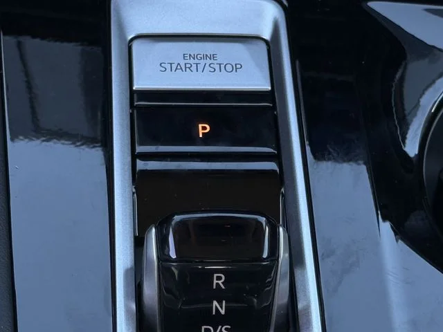 New 2026 Silver Volkswagen 2.0T SE w/Technology image 17