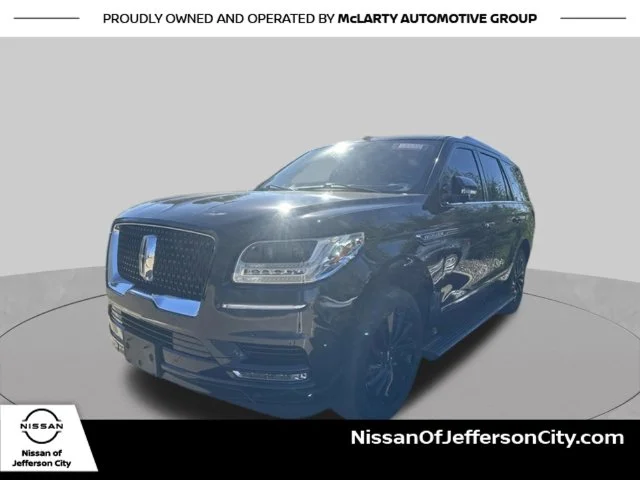 Used 2021 Black Lincoln Reserve image 1