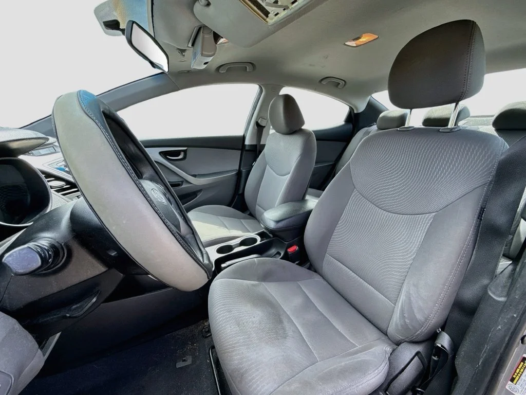 Used 2014 Harbor Gray Metallic Hyundai SE image 12