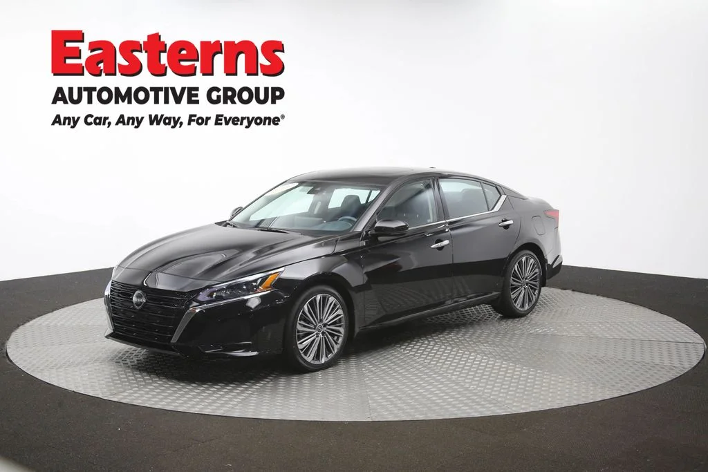 Used 2023 Black Nissan 2.5 SL image 56
