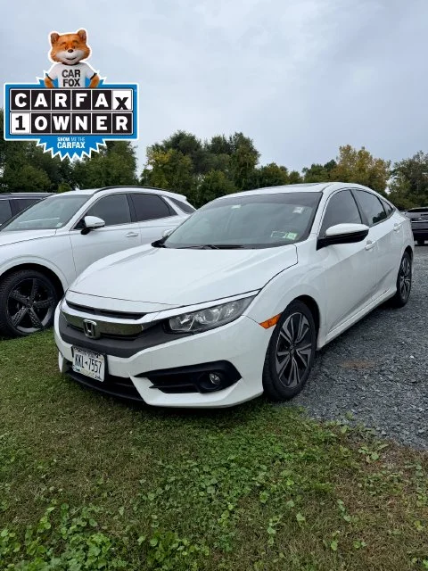Used 2018  Honda EX-T image 1