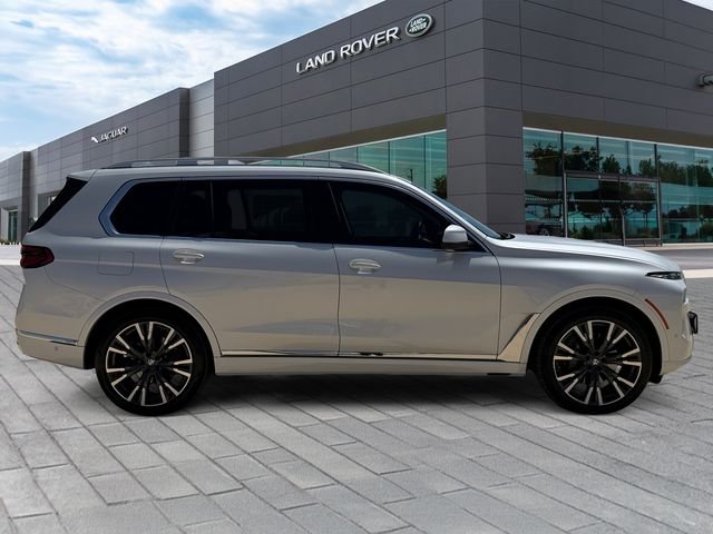 Used 2023 White BMW xDrive40i image 6