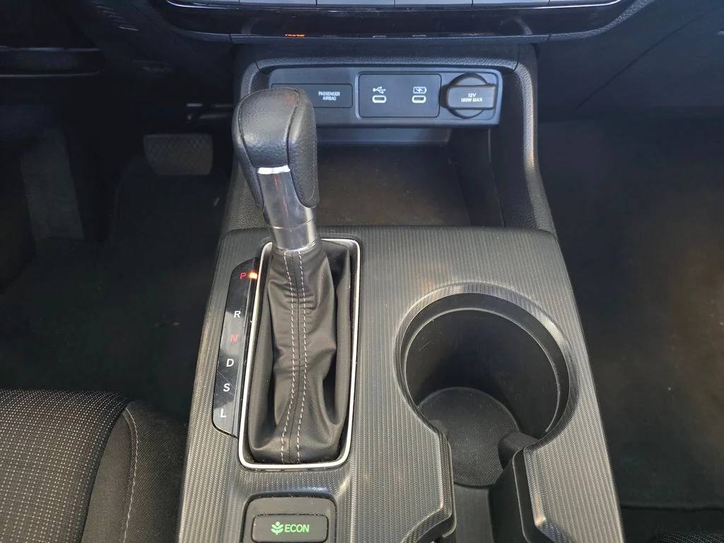 Used 2025  Honda LX image 11
