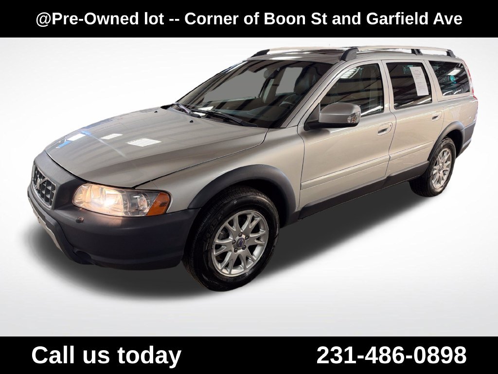 Used 2007  Volvo 2.5T image 1
