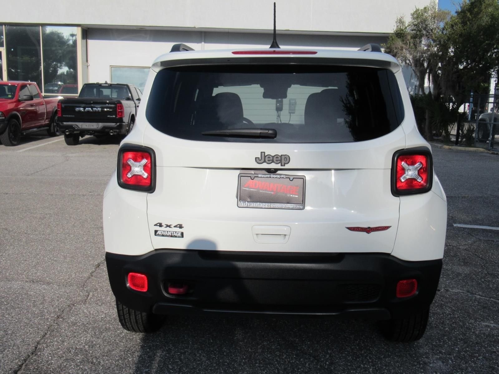 Certified Used 2022 White Jeep Trailhawk image 6