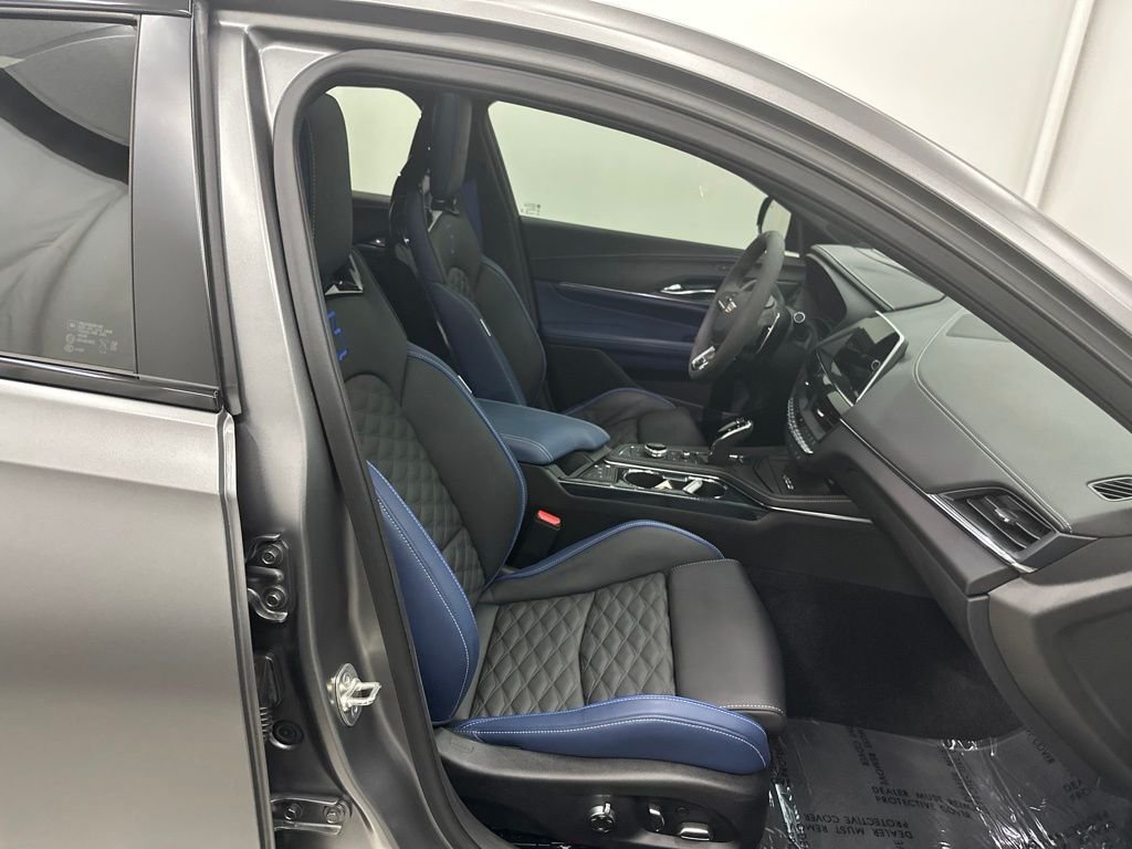 Used 2025 Gray Cadillac V-Series image 28