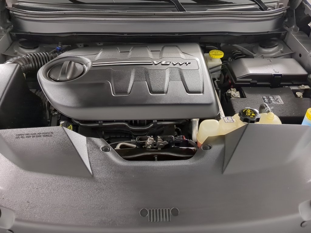 Used 2019 Sting-Gray Clearcoat Jeep Upland image 29