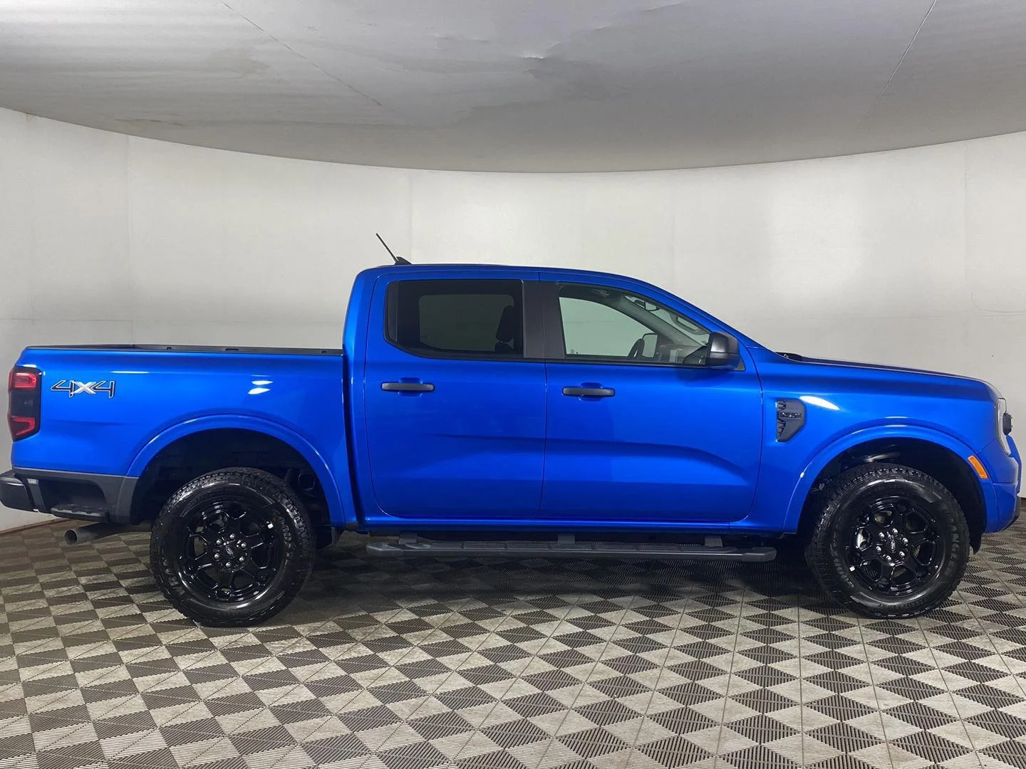 New 2026 Velocity Blue Ford XLT image 28