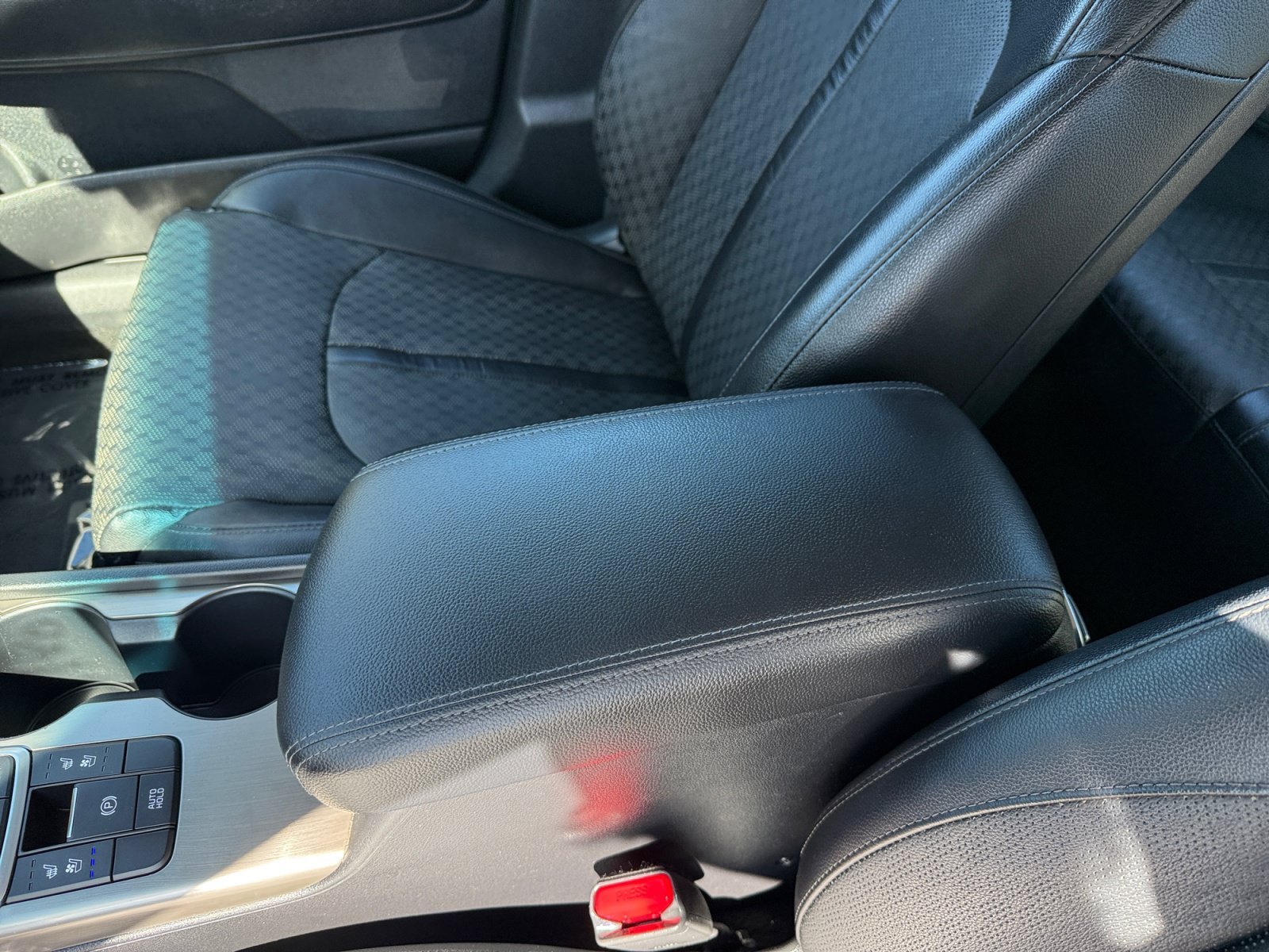Used 2019 Aurora Black Kia EX image 14
