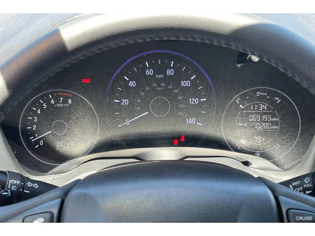 Used 2018 White Orchid Pearl Honda EX-L Navi image 40