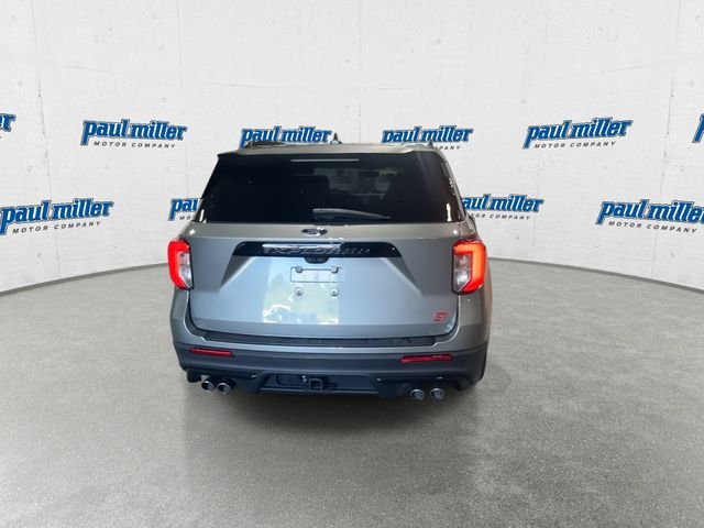 Used 2020 Silver Spruce Metallic Ford ST image 9