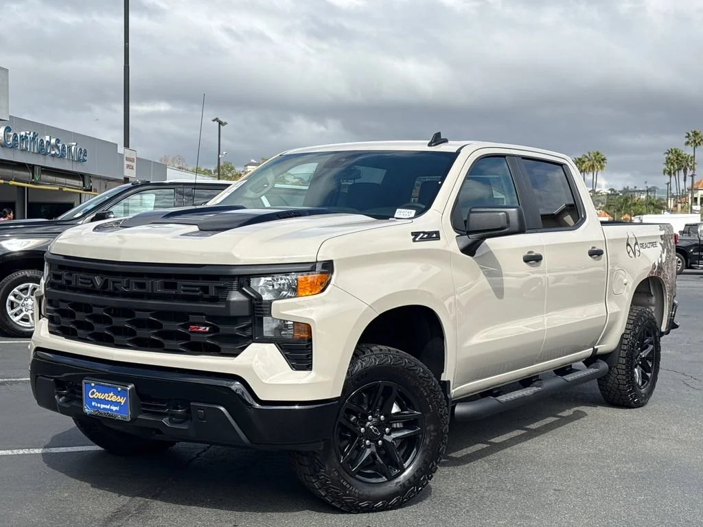 New 2026 White Sands Chevrolet Custom Trail Boss image 2