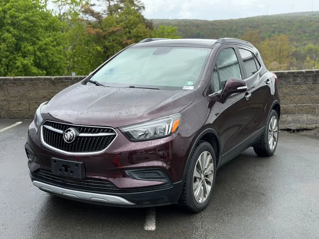 2017 Buick Encore Preferred's photo