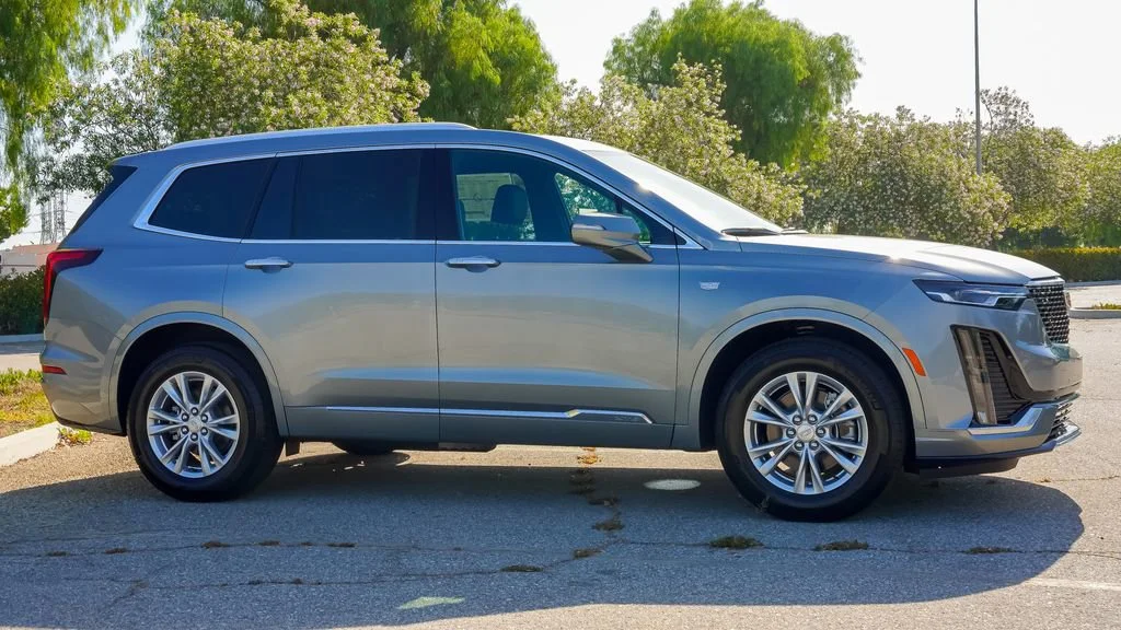 2025 Cadillac XT6 Luxury - Photo 7