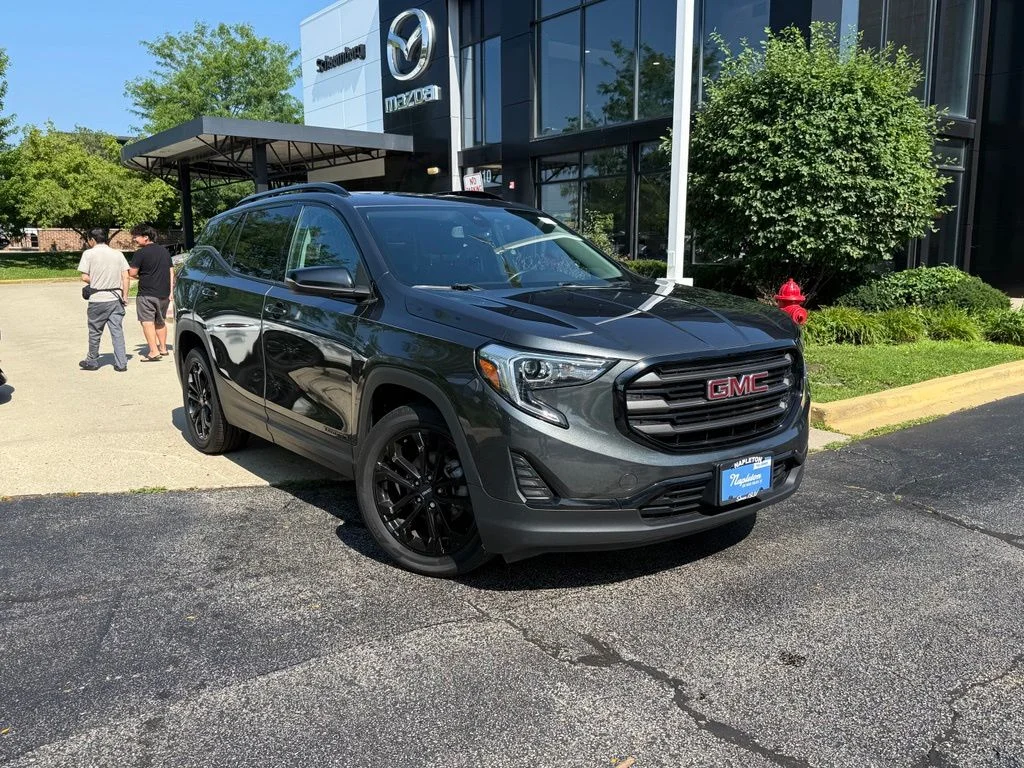 Used 2021 Gray GMC SLE image 9