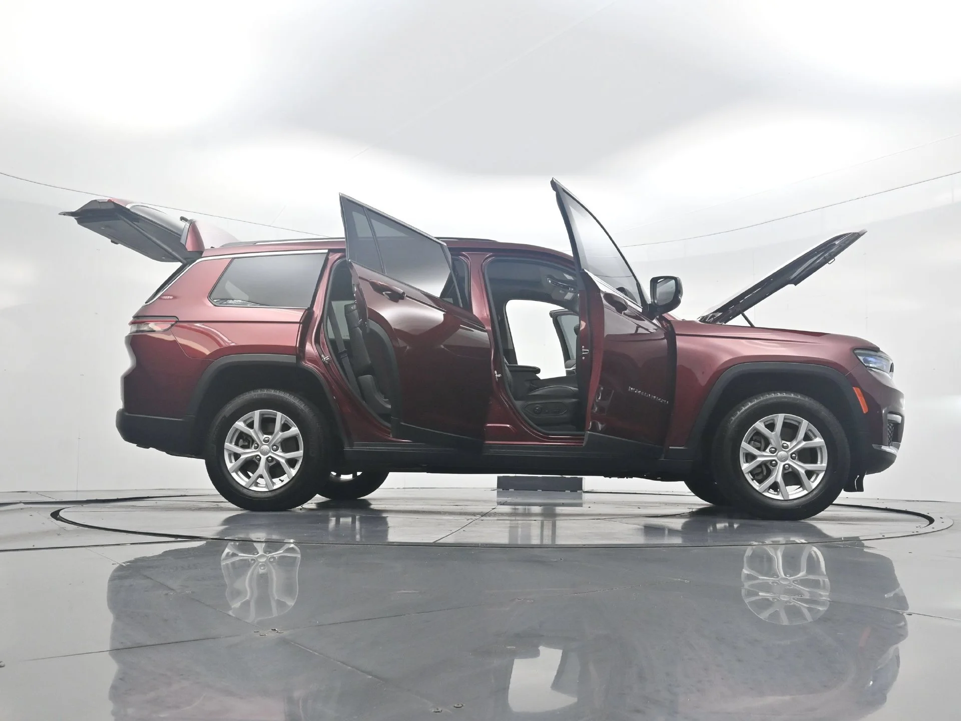 Used 2023 Red Jeep Limited image 43