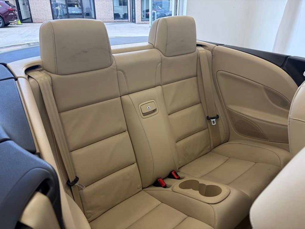 Used 2013 Candy White Volkswagen Lux image 19