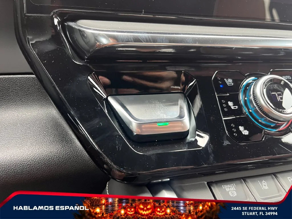 New 2026 Glacier White Tricoat GMC Denali Ultimate image 28