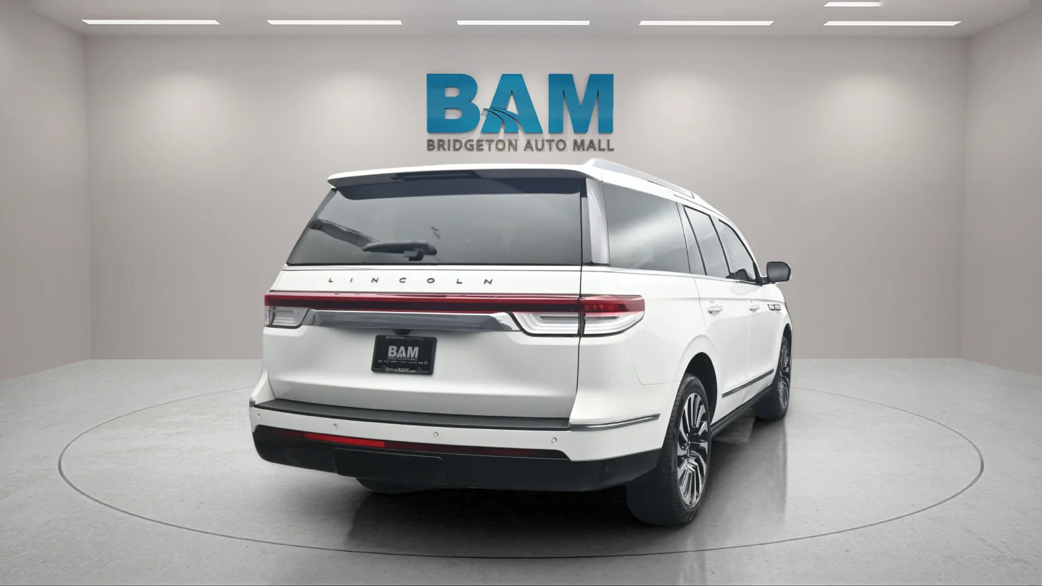 Used 2022 White Lincoln Black Label image 4